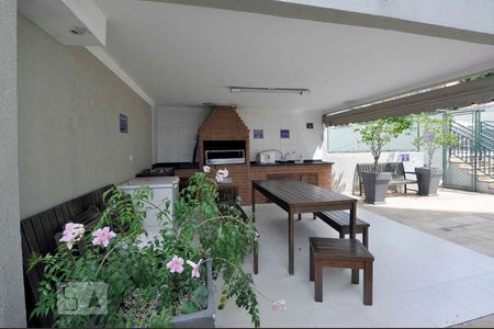 Apartamento à venda com 77m², 3 quartos e 2 vagasChurrasqueira