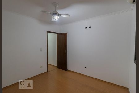 Quarto 1 de casa para alugar com 2 quartos, 70m² em Jardim Santa Clara, Guarulhos