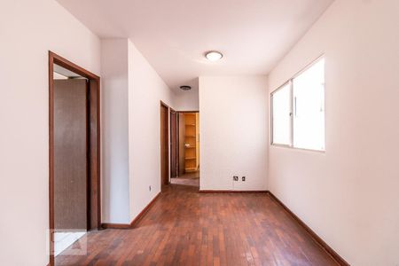 Sala de apartamento à venda com 3 quartos, 67m² em Buritis, Belo Horizonte