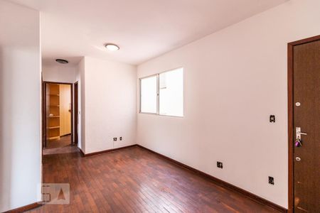 Sala de apartamento à venda com 3 quartos, 67m² em Buritis, Belo Horizonte