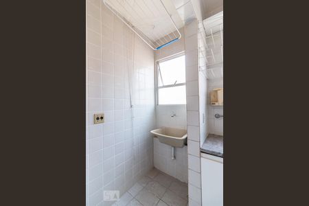 Apartamento à venda com 67m², 3 quartos e 1 vagaÁrea de serviço