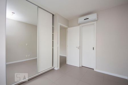 Quarto de apartamento para alugar com 1 quarto, 42m² em Boa Vista, Porto Alegre