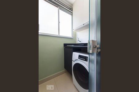 Apartamento à venda com 54m², 2 quartos e 1 vaga Apartamento à venda com 54m², 2 quartos e 1 vagaArea de serviço