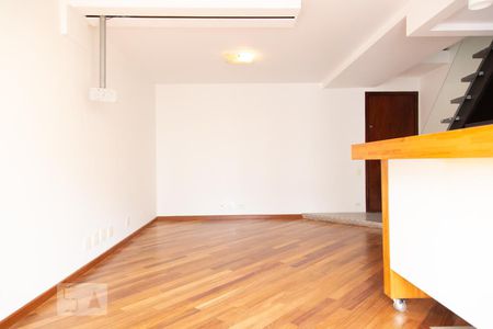 Sala de apartamento para alugar com 1 quarto, 70m² em Planalto Paulista, São Paulo