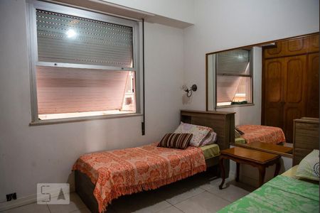 Quarto 2 de apartamento à venda com 2 quartos, 94m² em Leme, Rio de Janeiro