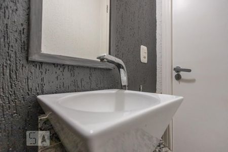 Lavabo de casa de condomínio à venda com 3 quartos, 94m² em Sarandi, Porto Alegre
