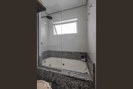 Casa de condomínio à venda com 94m², 3 quartos e 2 vagasBanheiro da Suíte