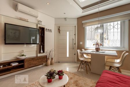 Casa de condomínio à venda com 94m², 3 quartos e 2 vagasSala
