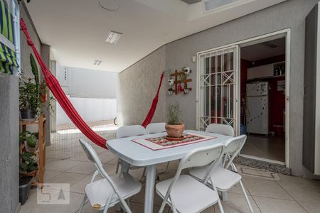 Casa de condomínio à venda com 94m², 3 quartos e 2 vagasGaragem