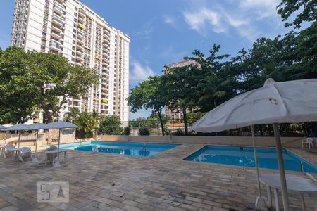 Apartamento para alugar com 83m², 2 quartos e 1 vagaÁrea Comum - Piscina