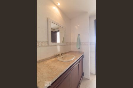 Apartamento para alugar com 83m², 2 quartos e 1 vagaBanheiro da Suíte