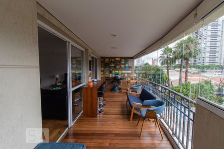 Varanda de apartamento à venda com 4 quartos, 178m² em Cidade Monções, São Paulo