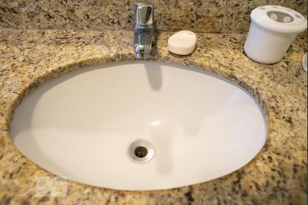 Apartamento à venda com 45m², 1 quarto e sem vagaBanheiro - Torneira