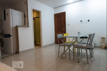 Sala de apartamento à venda com 1 quarto, 45m² em Copacabana, Rio de Janeiro