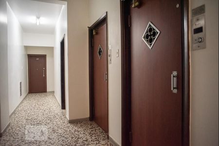 Apartamento à venda com 45m², 1 quarto e sem vagaÁrea comum