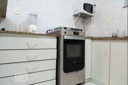 Apartamento à venda com 45m², 1 quarto e sem vagaCozinha/área de serviço
