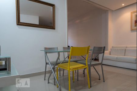 Sala de apartamento à venda com 1 quarto, 45m² em Copacabana, Rio de Janeiro