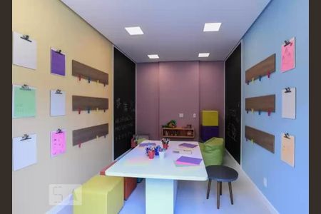 Studio para alugar com 28m², 1 quarto e sem vaga Studio para alugar com 28m², 1 quarto e sem vagaBrinquedoteca
