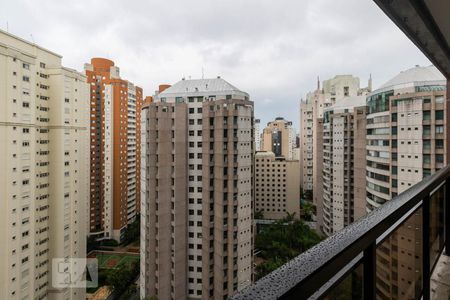 Vista de apartamento para alugar com 3 quartos, 120m² em Indianópolis, São Paulo