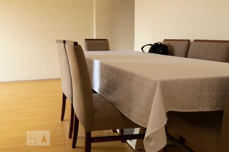 Sala de apartamento para alugar com 2 quartos, 66m² em Chácara Inglesa, São Paulo