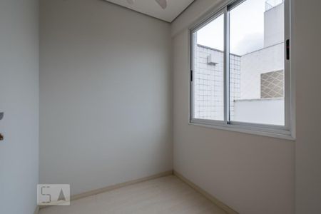 Quarto 1 de apartamento para alugar com 3 quartos, 135m² em Funcionários, Belo Horizonte
