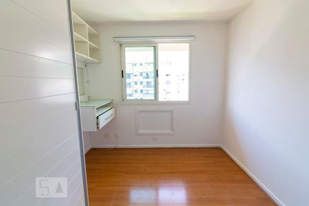 Apartamento à venda com 240m², 4 quartos e 2 vagas Apartamento à venda com 240m², 4 quartos e 2 vagasQuarto 2