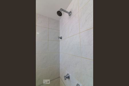 Apartamento à venda com 240m², 4 quartos e 2 vagas Apartamento à venda com 240m², 4 quartos e 2 vagasBanheiro da Suíte