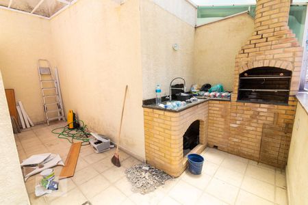 Apartamento à venda com 240m², 4 quartos e 2 vagas Apartamento à venda com 240m², 4 quartos e 2 vagasChurrasqueira