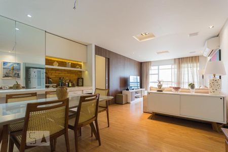 Sala de apartamento à venda com 4 quartos, 150m² em Jacarepaguá, Rio de Janeiro