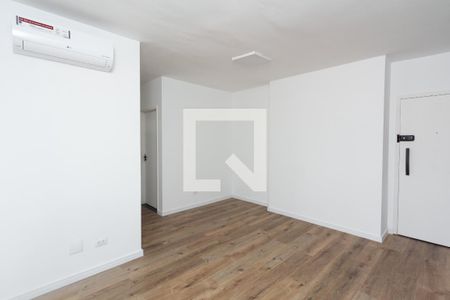 Sala de apartamento para alugar com 2 quartos, 70m² em Vila Olímpia, São Paulo