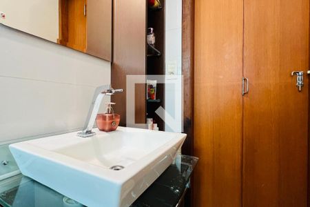 Apartamento à venda com 67m², 3 quartos e 1 vagaBanheiro da Suíte