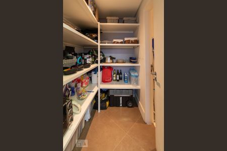Apartamento à venda com 160m², 2 quartos e 4 vagasQuarto de Serviço