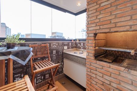 Apartamento à venda com 160m², 2 quartos e 4 vagasVaranda gourmet