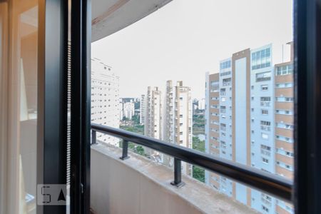 Apartamento à venda com 160m², 2 quartos e 4 vagassacada suíte 2