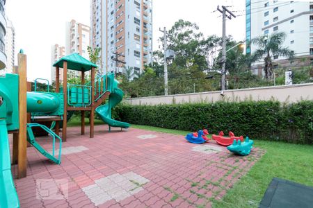 Apartamento à venda com 160m², 2 quartos e 4 vagasÁrea Comum - Playground