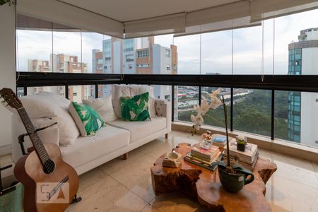Apartamento à venda com 160m², 2 quartos e 4 vagasVaranda da Sala