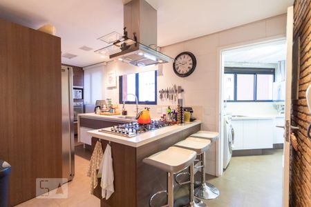 Apartamento à venda com 160m², 2 quartos e 4 vagasCozinha