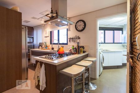 Apartamento à venda com 160m², 2 quartos e 4 vagasCozinha