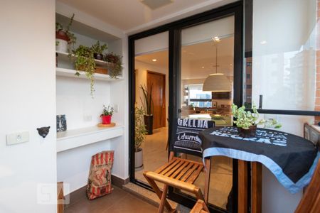 Apartamento à venda com 160m², 2 quartos e 4 vagasVaranda gourmet
