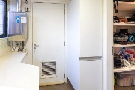 Apartamento à venda com 160m², 2 quartos e 4 vagasÁrea de Serviço