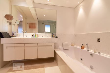 Apartamento à venda com 160m², 2 quartos e 4 vagassuíte 2suíte 2
