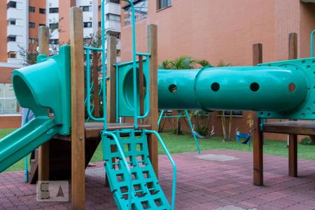 Apartamento à venda com 160m², 2 quartos e 4 vagasÁrea Comum - Playground
