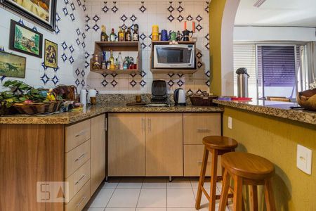 Apartamento à venda com 92m², 2 quartos e sem vagaCozinha