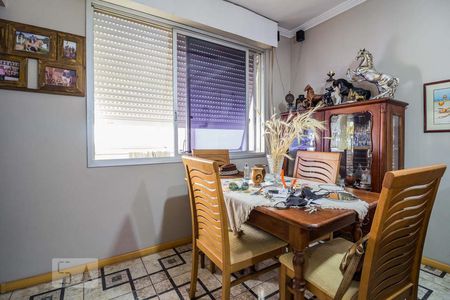 Sala de apartamento à venda com 2 quartos, 92m² em Santana, Porto Alegre