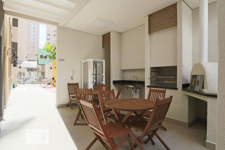 Apartamento à venda com 37m², 2 quartos e sem vagaÁrea comum