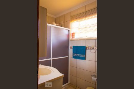 Casa para alugar com 199m², 3 quartos e 2 vagas Casa para alugar com 199m², 3 quartos e 2 vagasBanheiro Social