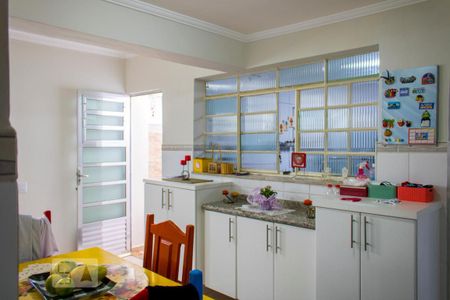 Casa para alugar com 199m², 3 quartos e 2 vagas Casa para alugar com 199m², 3 quartos e 2 vagasÁrea de Serviço