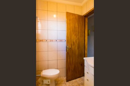 Casa para alugar com 199m², 3 quartos e 2 vagas Casa para alugar com 199m², 3 quartos e 2 vagasBanheiro Social