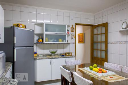 Casa para alugar com 199m², 3 quartos e 2 vagas Casa para alugar com 199m², 3 quartos e 2 vagasCozinha