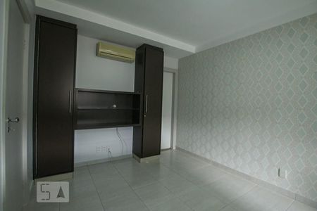 Casa de condomínio para alugar com 170m², 3 quartos e 2 vagas Casa de condomínio para alugar com 170m², 3 quartos e 2 vagasSuíte 2